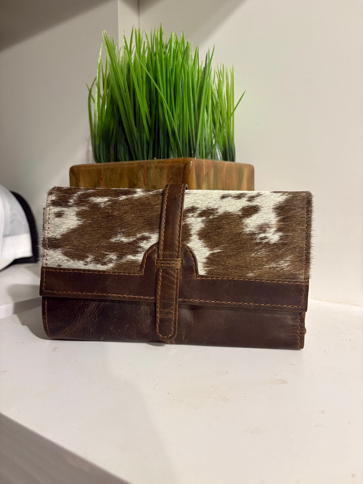 Cowhide Classic Fold Wallet