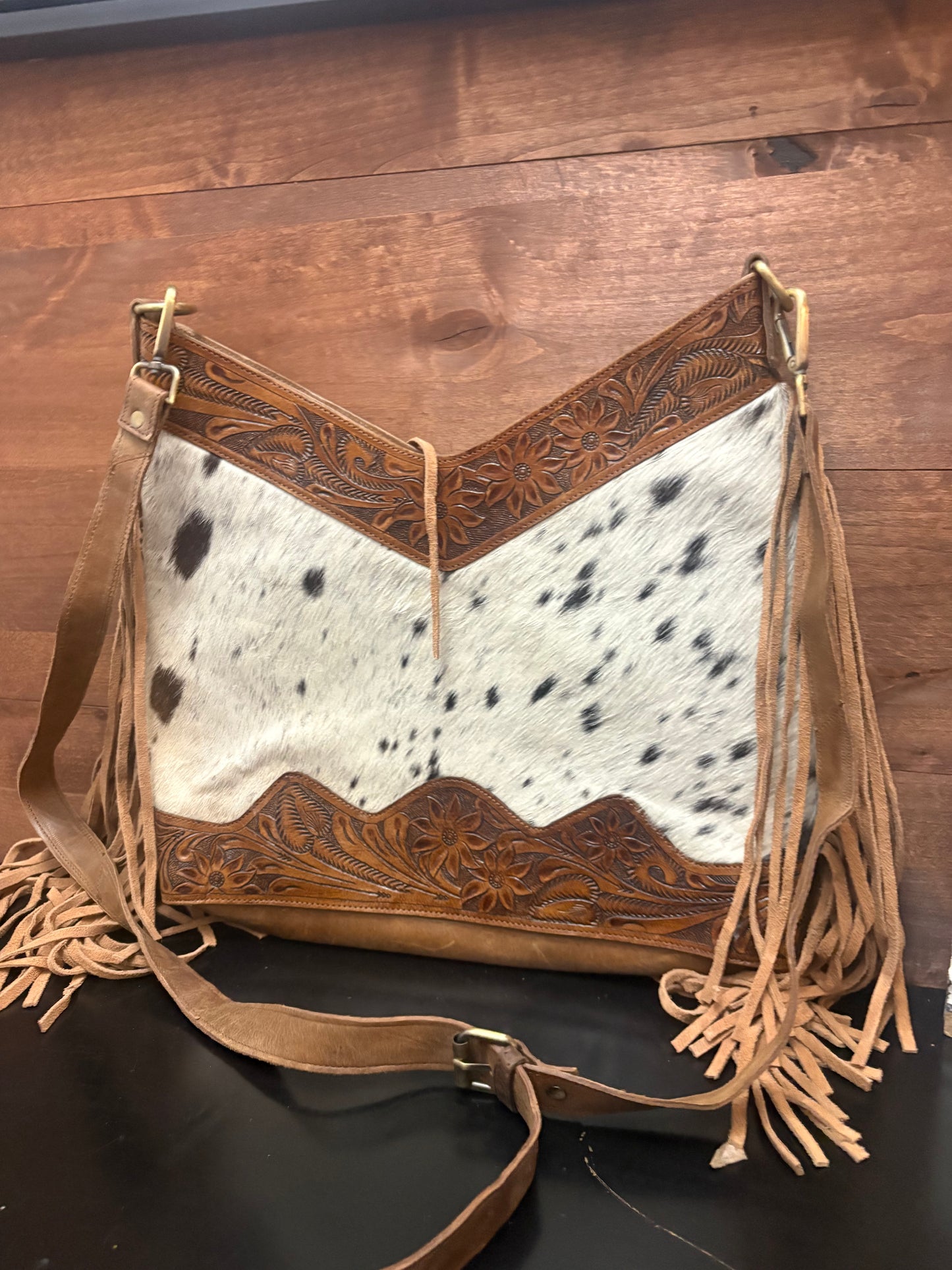 Midday mesa crossbody